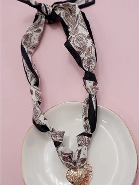 Black & Cream Paisley Scarf Necklace with Gold Heart Pendant